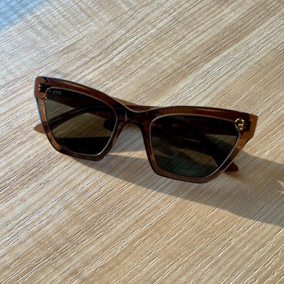 Otis Eyewear REPUTATION Cat Eye Sunglasses main image 4
